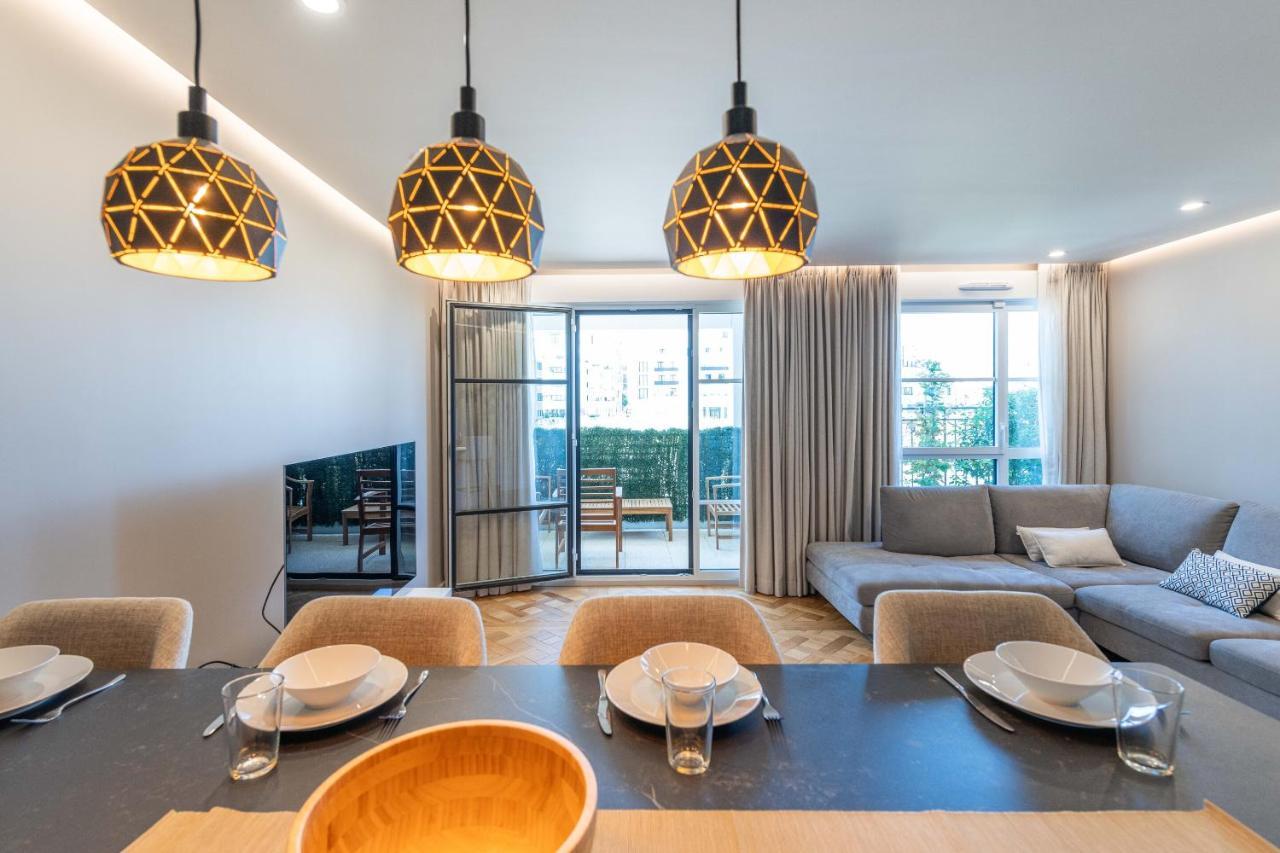 Prestige By Plaza Apartment Chessy  Luaran gambar